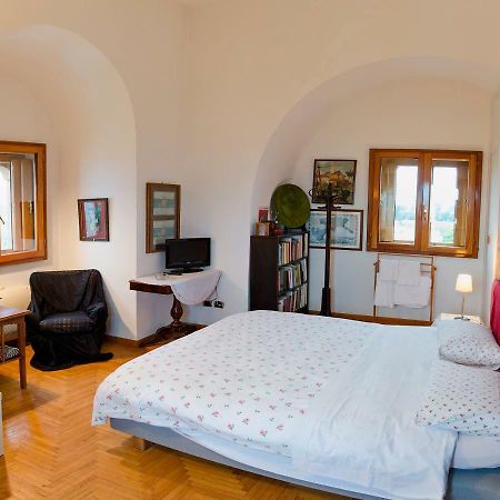 La Torre Di Ro Bed & Breakfast Naples Exterior photo