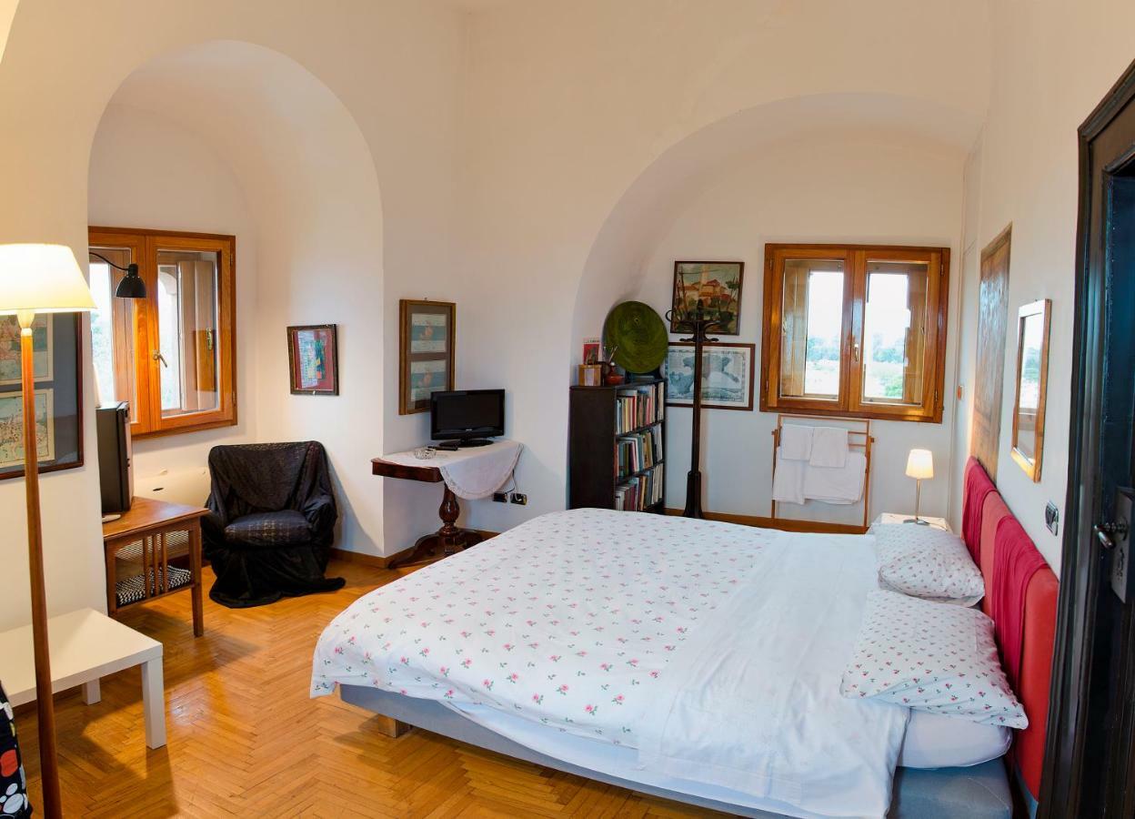 La Torre Di Ro Bed & Breakfast Naples Exterior photo